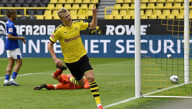 不久前的一 不久前的一