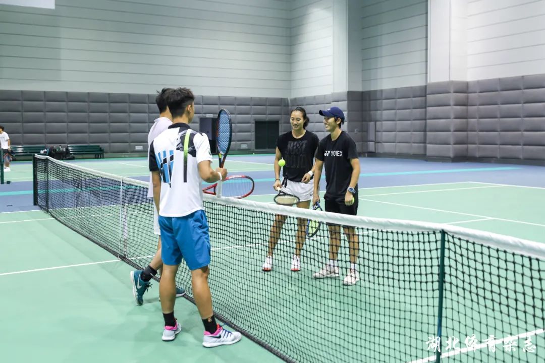 渐进入大众 渐进入大众