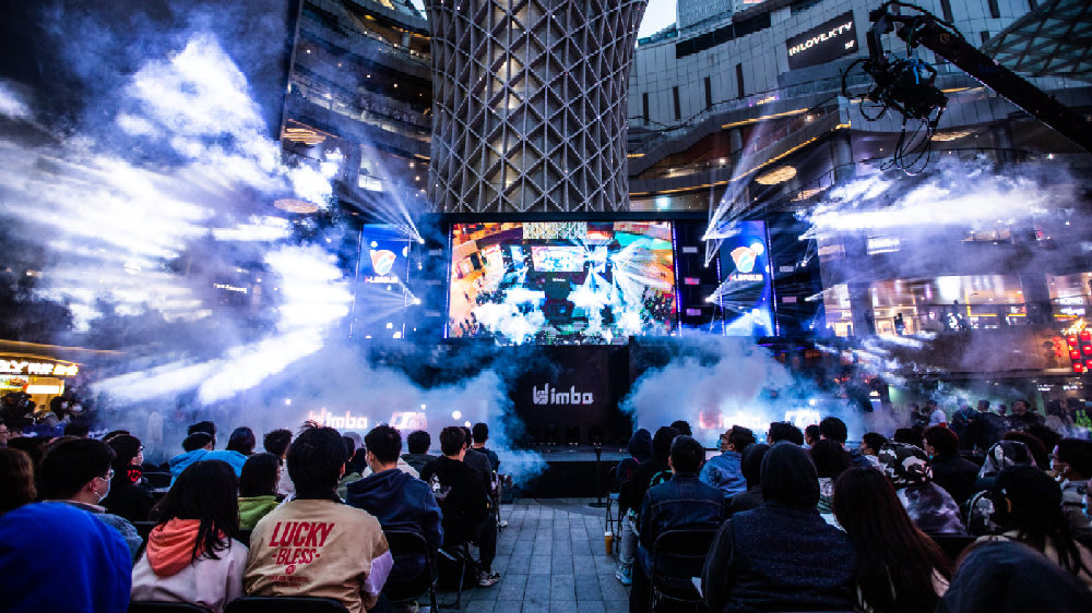 体育中超：客场失利 青岛西海岸0-7成都蓉城