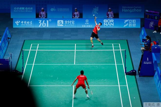 坛的领军者 坛的领军者