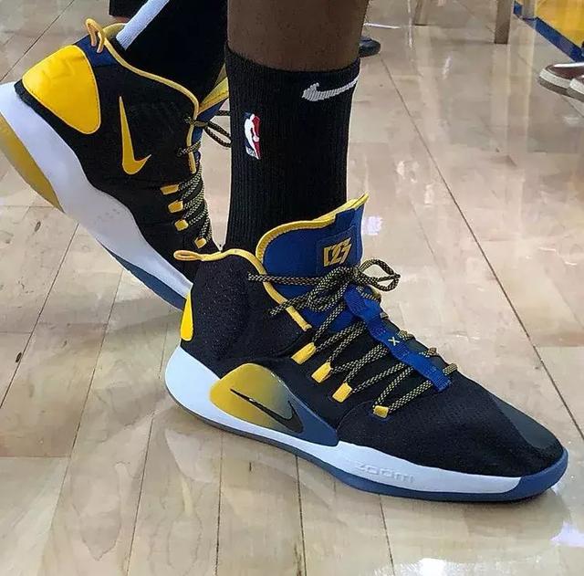 关键球员与 关键球员与